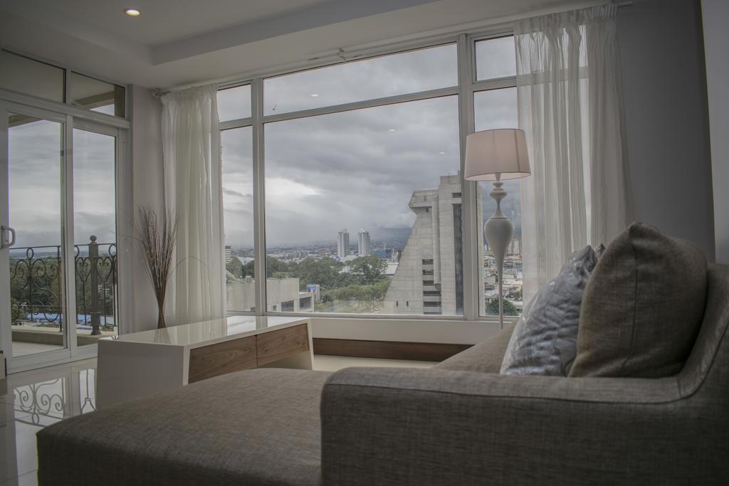 Torres Del Lago Suites And Apartments San José Exteriör bild