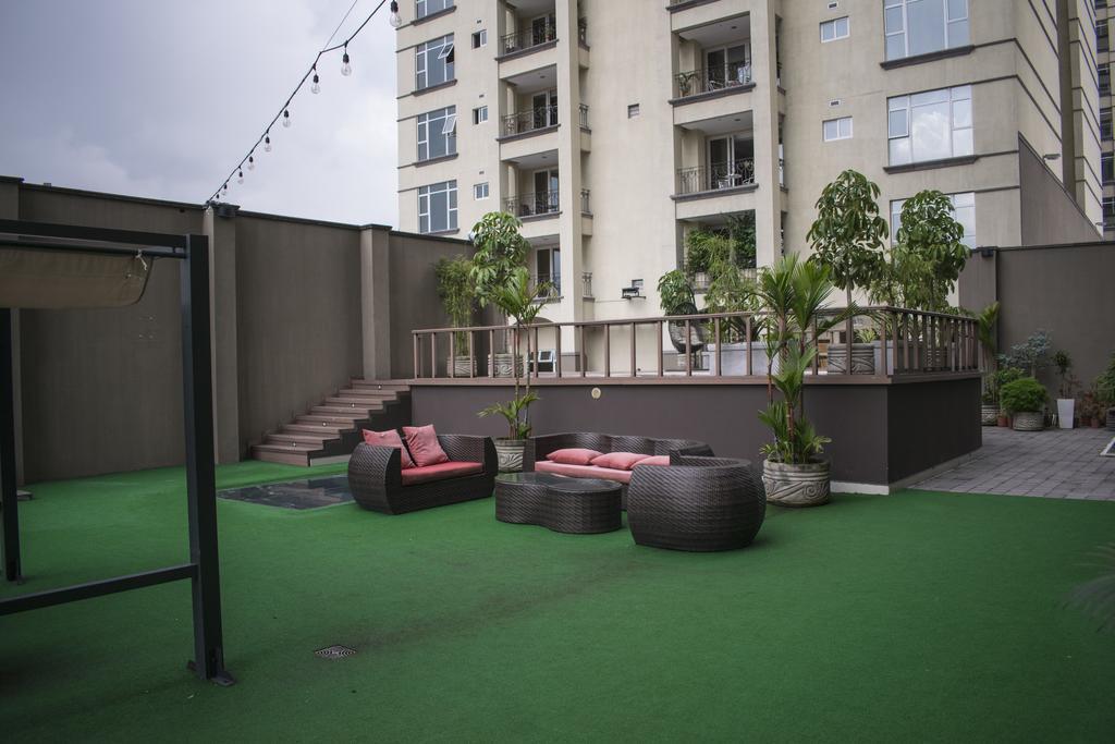 Torres Del Lago Suites And Apartments San José Exteriör bild